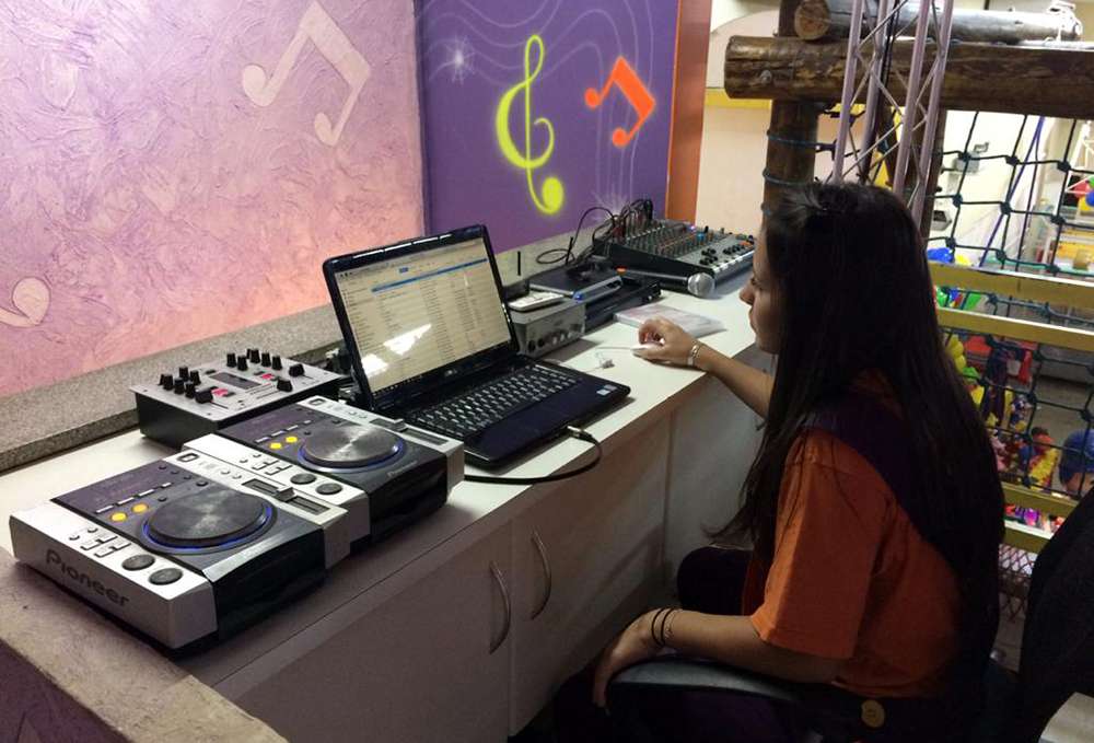 10 area dj